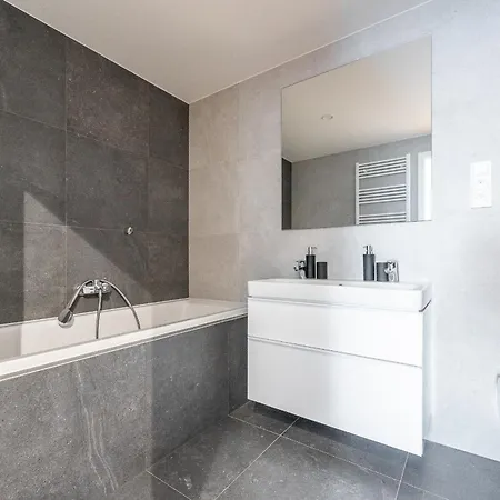 Skyluxe Old Town Penthouse Apartament