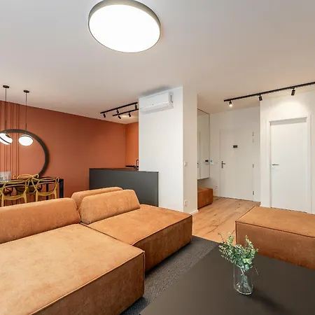 Apartament Skyluxe Old Town Penthouse *