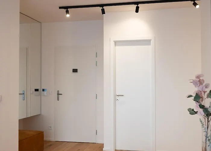 Skyluxe Old Town Penthouse Apartment *