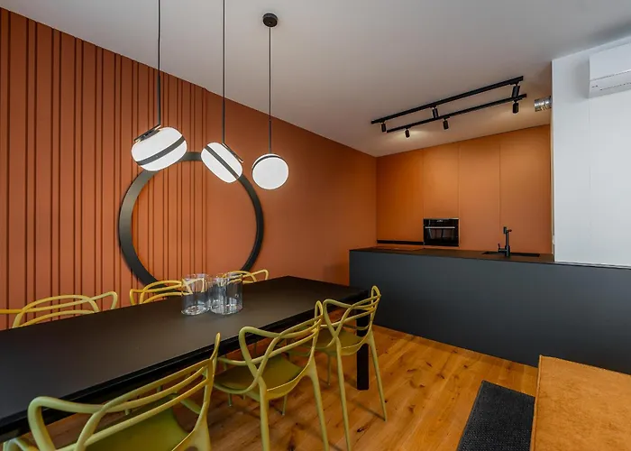 Skyluxe Old Town Penthouse Apartmán